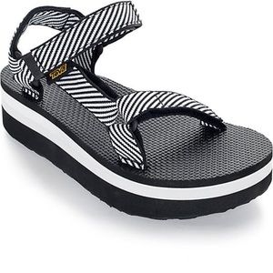 Black and white TEVA flatforms